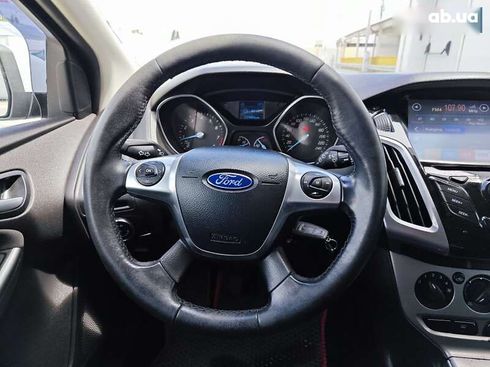 Ford Focus 2014 - фото 15