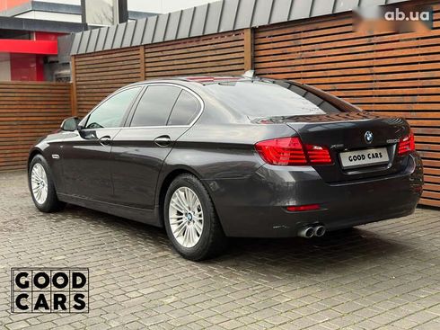 BMW 5 серия 2015 - фото 5