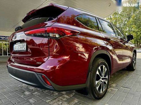 Toyota Highlander 2022 - фото 14