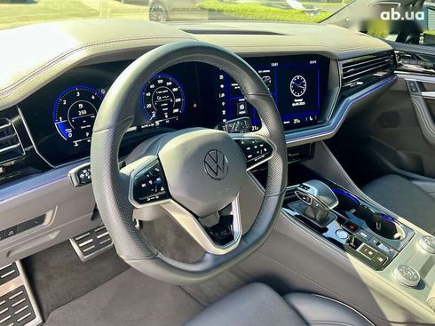 Volkswagen Touareg 2023 - фото 25