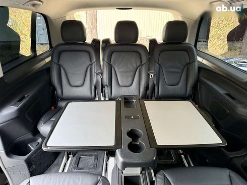 Mercedes-Benz V-Класс 2020 - фото 27