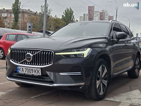 Volvo XC60 2023 - фото 2