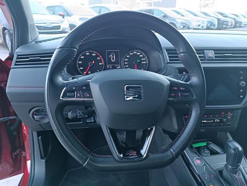 SEAT Arona 2018 красный - фото 23