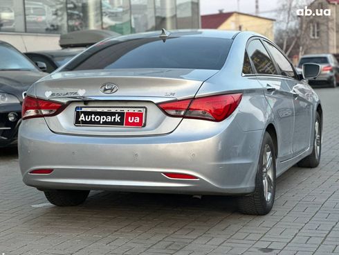 Hyundai Sonata 2014 серый - фото 8