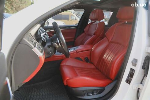 BMW M5 2012 - фото 7