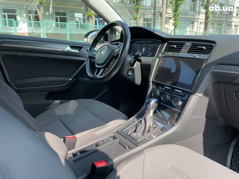 Volkswagen e-Golf 2018 черный - фото 31