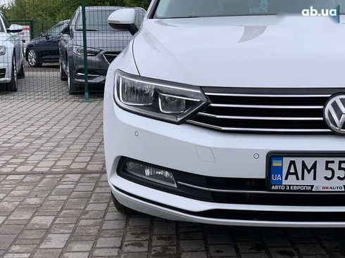 Volkswagen Passat 2017 - фото 9