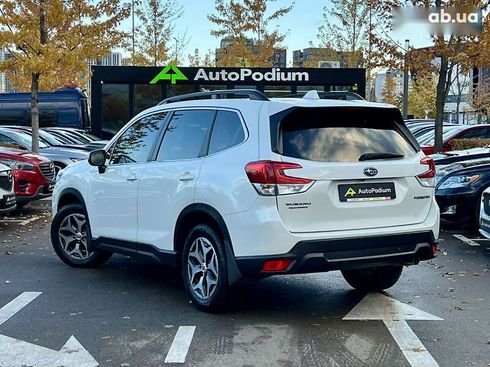 Subaru Forester 2020 - фото 11