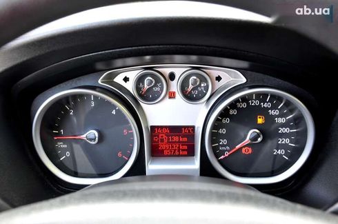 Ford Focus 2010 - фото 28