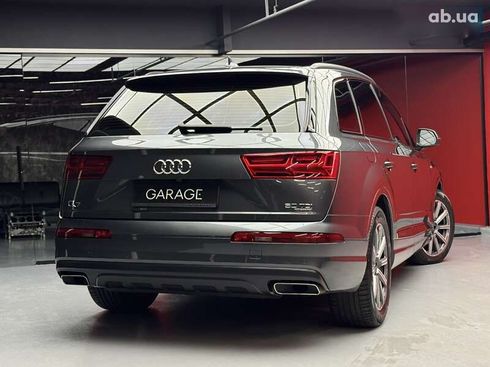 Audi Q7 2019 - фото 16