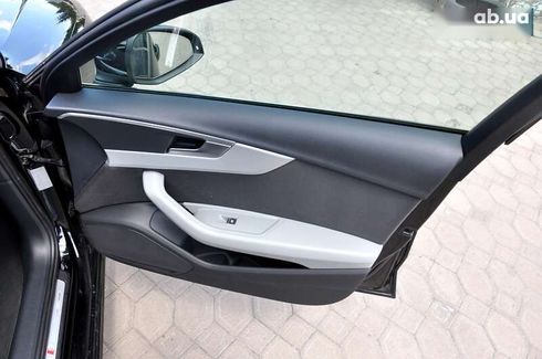 Audi A4 2020 - фото 17