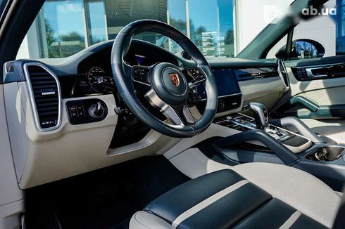 Porsche Cayenne 2019 - фото 28