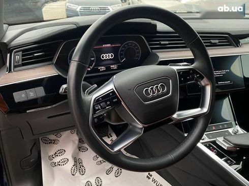 Audi E-Tron 2022 - фото 17