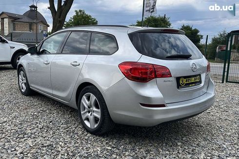 Opel Astra 2012 - фото 4