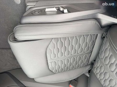 Audi RS Q8 2025 - фото 18