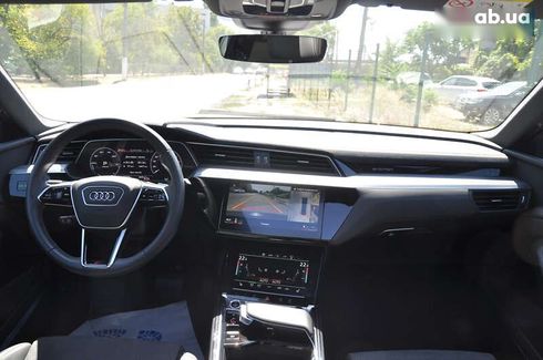 Audi E-Tron 2022 - фото 29