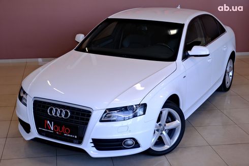 Audi A4 2012 белый - фото 2