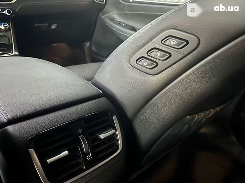 Hyundai Grandeur 2019 - фото 18