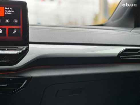 Volkswagen ID.4 2024 серый - фото 29