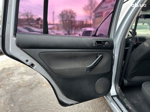 Volkswagen Golf 2002 серый - фото 25