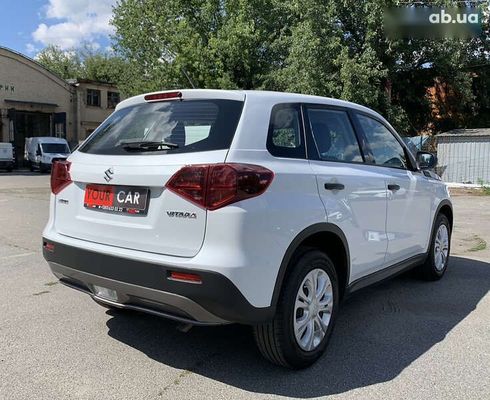 Suzuki Vitara 2021 - фото 16