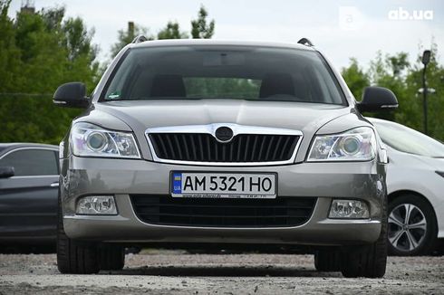 Skoda Octavia 2011 - фото 3