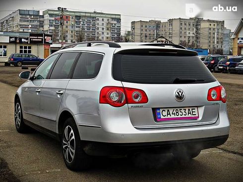 Volkswagen Passat 2010 - фото 4