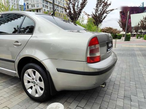 Skoda Superb 2007 - фото 14