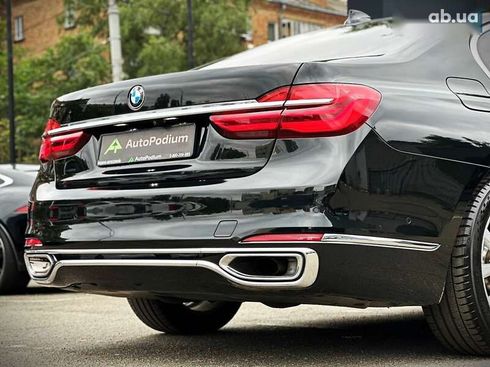 BMW 7 серия 2018 - фото 18