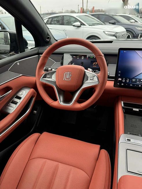 BYD Tang 2025 - фото 30