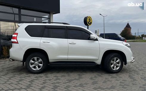 Toyota Land Cruiser Prado 2014 - фото 8