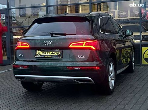 Audi Q5 2017 - фото 7