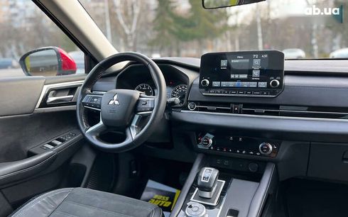 Mitsubishi Outlander 2022 - фото 21