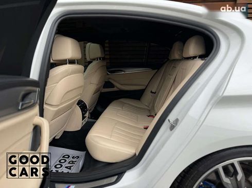 BMW 5 серия 2019 - фото 30