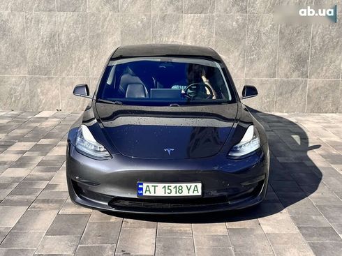 Tesla Model 3 2019 - фото 14