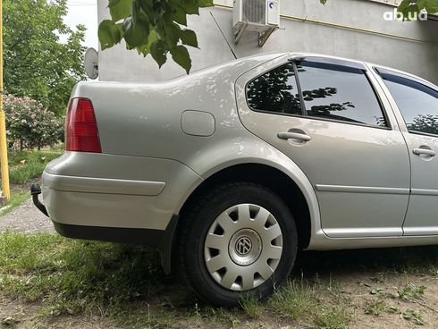 Volkswagen Bora 2000 серебристый - фото 13