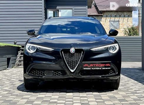Alfa Romeo Stelvio 2022 - фото 1