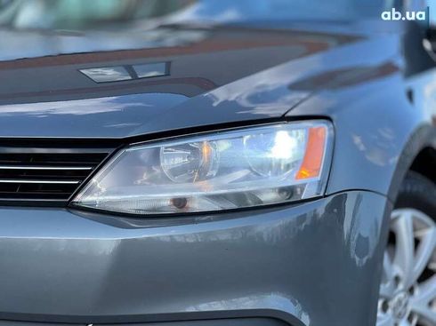 Volkswagen Jetta 2012 - фото 3