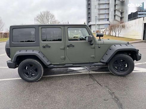 Jeep Wrangler 2011 - фото 6