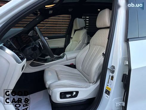 BMW X7 2020 - фото 27