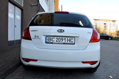 Kia Cee'd 2012 - фото 9