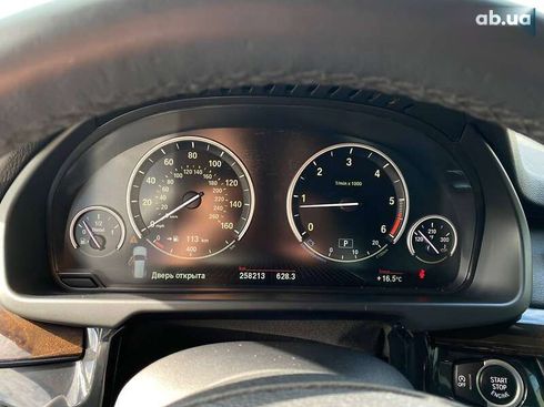 BMW X5 2014 - фото 16