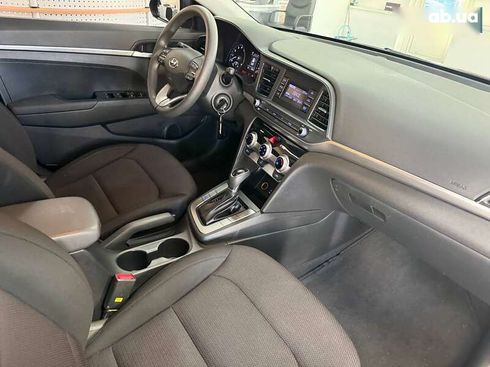 Hyundai Avante 2019 - фото 30