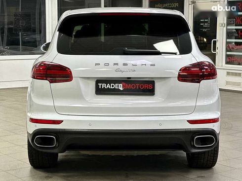 Porsche Cayenne 2016 - фото 12