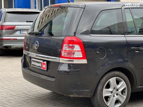 Opel Zafira 2011 черный - фото 8