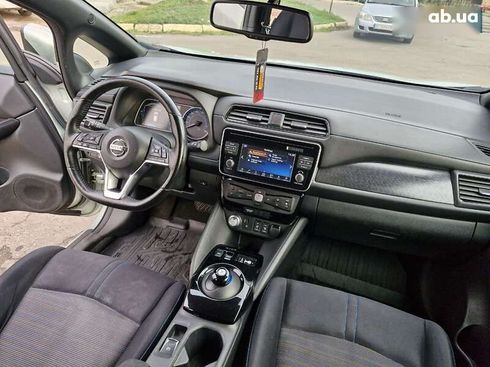 Nissan Leaf 2018 - фото 16