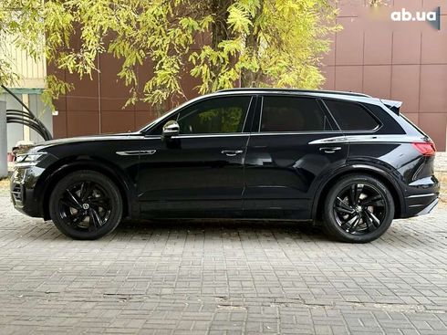Volkswagen Touareg 2022 - фото 22