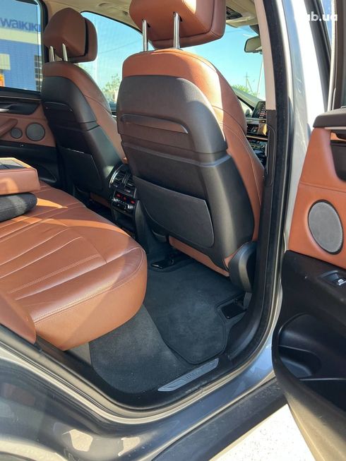 BMW X5 2015 серый - фото 12