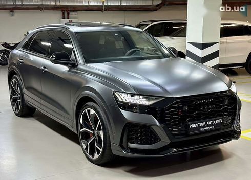 Audi RS Q8 2021 - фото 10