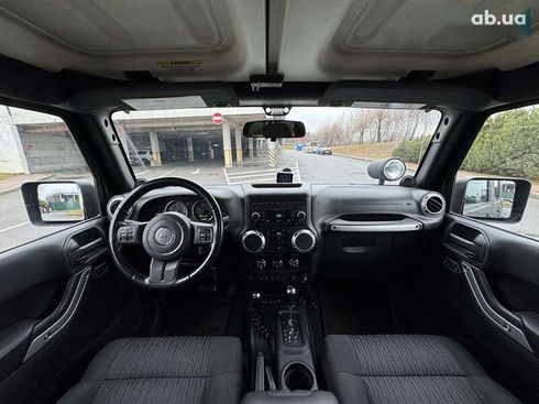 Jeep Wrangler 2011 - фото 26